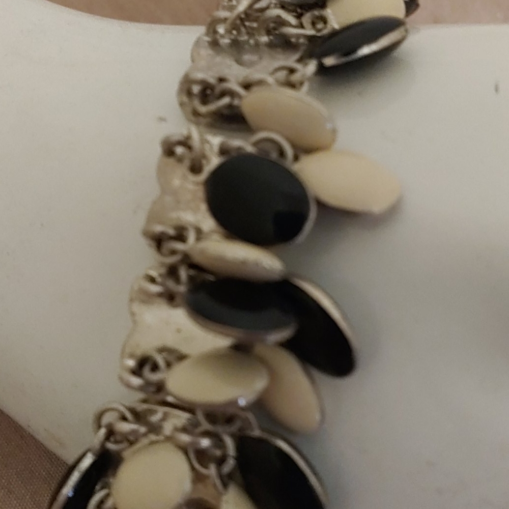 Vintage Bracelet! - Picture 6 of 7